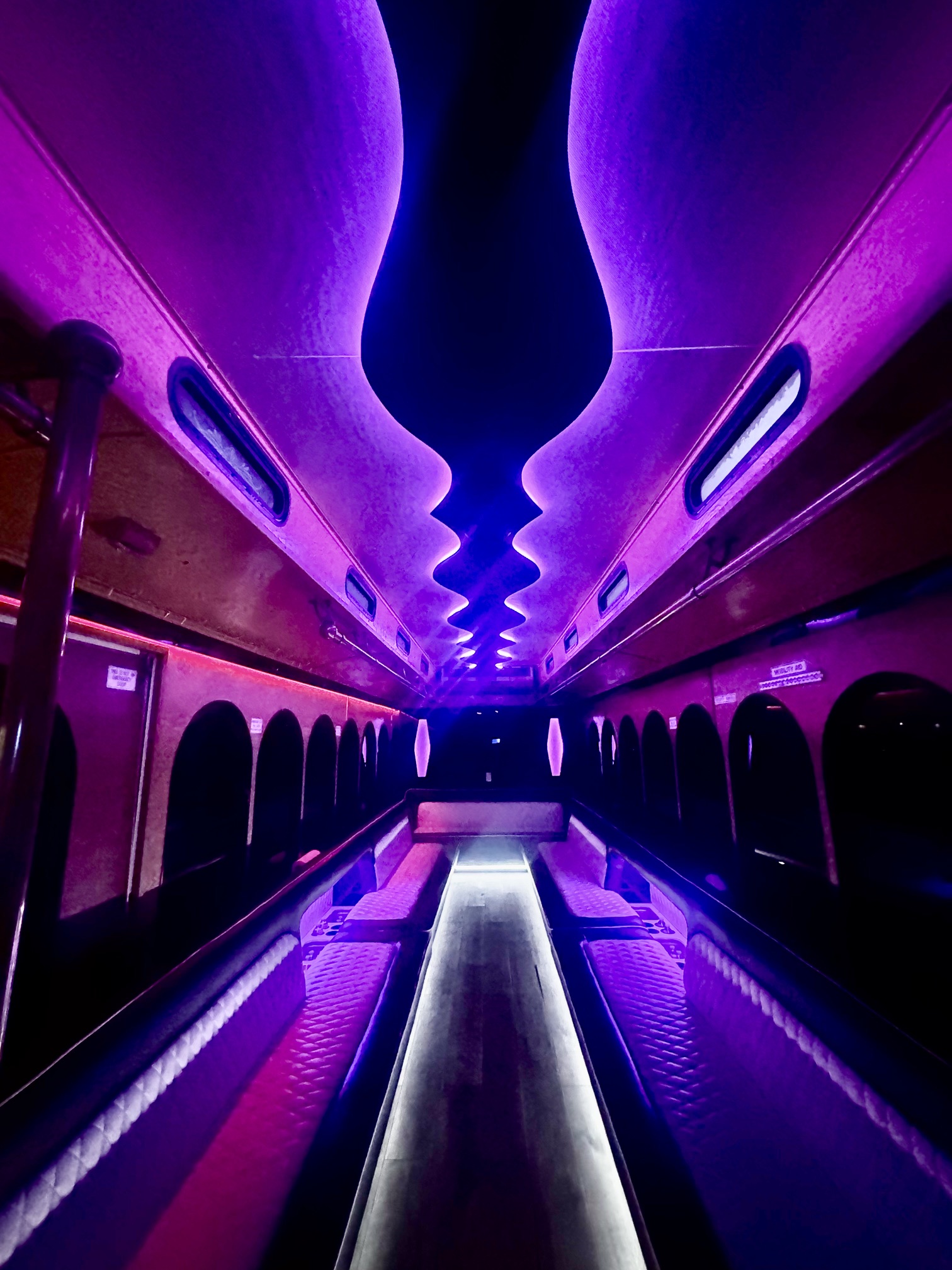 Trolley Limo